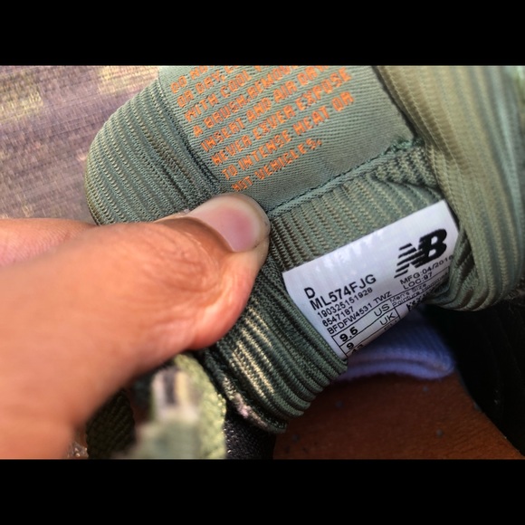 New Balance 574 “Green Bean” size 9 - Picture 5 of 5